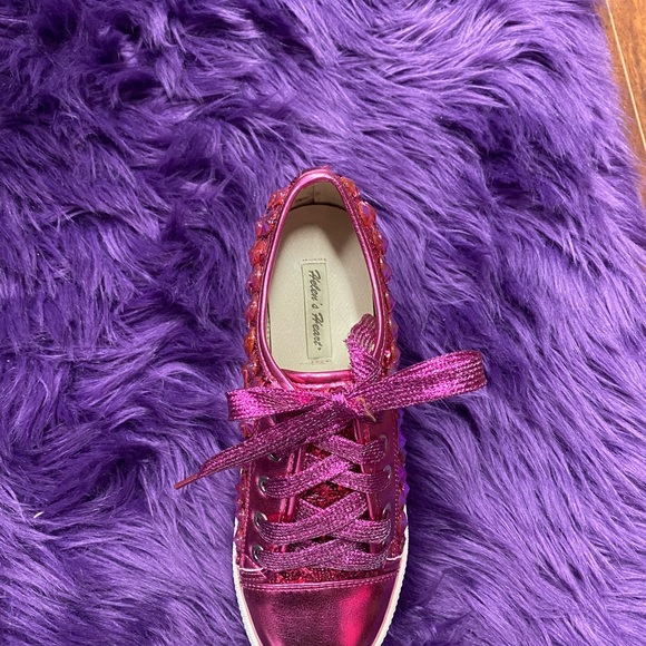 Gym shoes - Picture 4 of 4